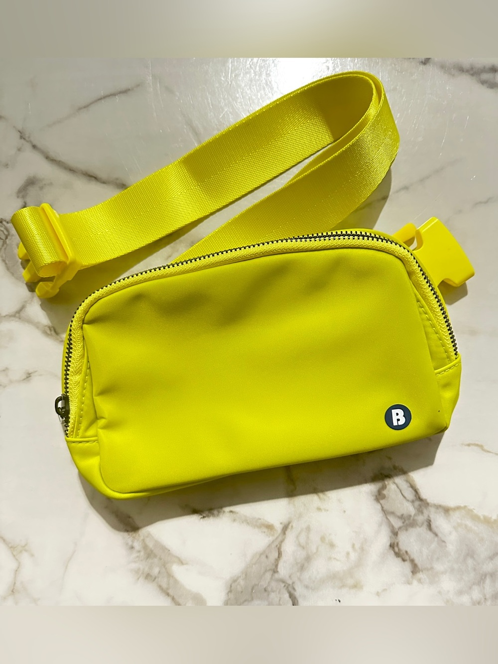 right Neon Yellow/Green Crossbody elt ag